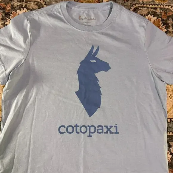 Cotopaxi Graphic Logo T-shirt Women's Cropped Outdoor Hiking Top Size Small - Picture 7 of 11